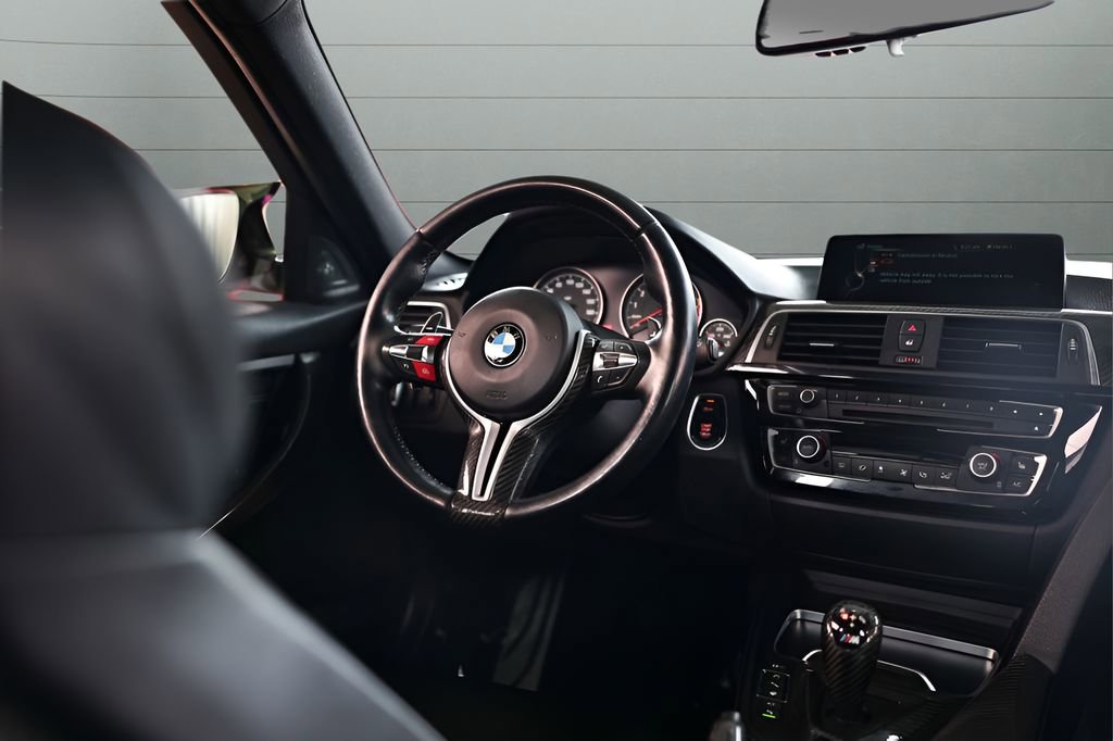 Used 2016 BMW M3 RWD image 39