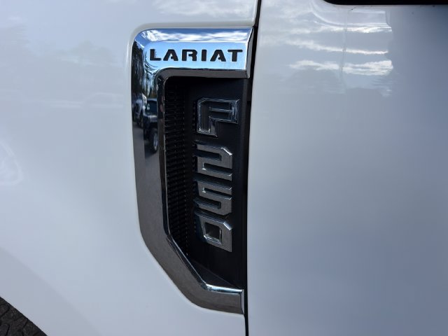 Used 2019 Ford F250 Lariat w/ Lariat Ultimate Package AWD/4WD image 9