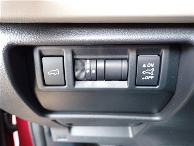 Certified 2025 Subaru Forester Limited image 17