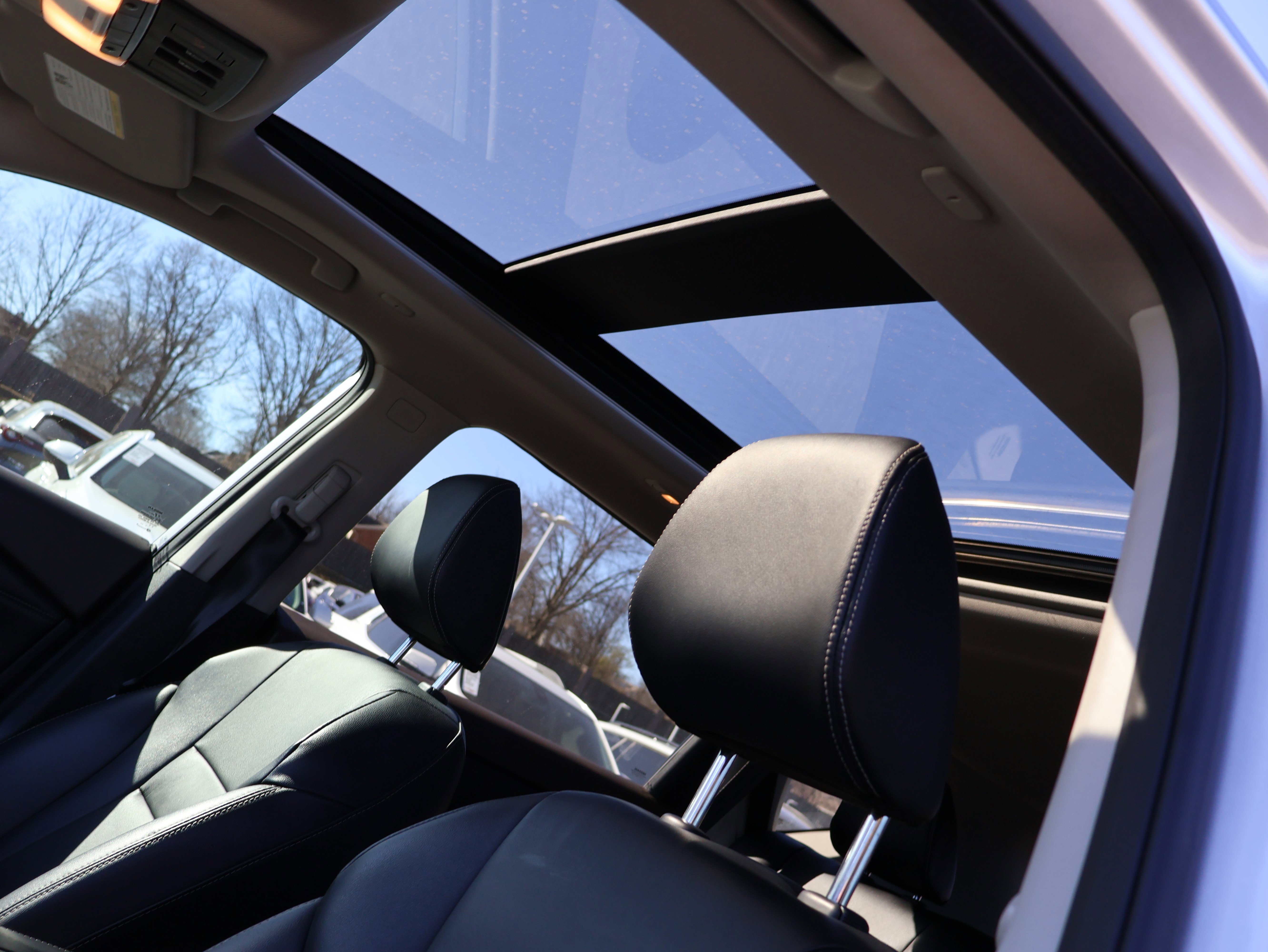 Used 2022 Nissan Rogue SL image 45