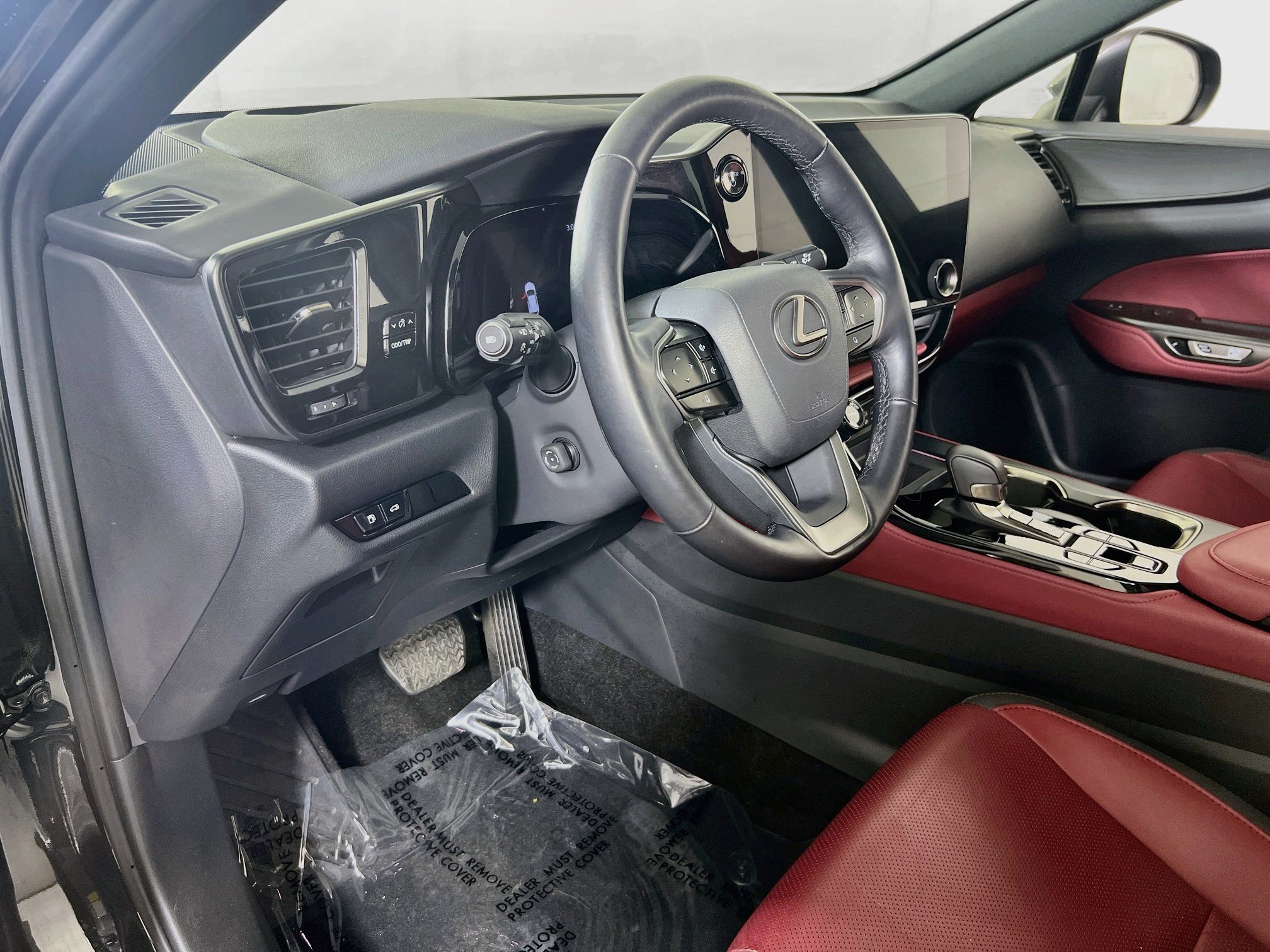 Used 2024 Lexus NX 450h+ AWD w/ Vision Package image 9