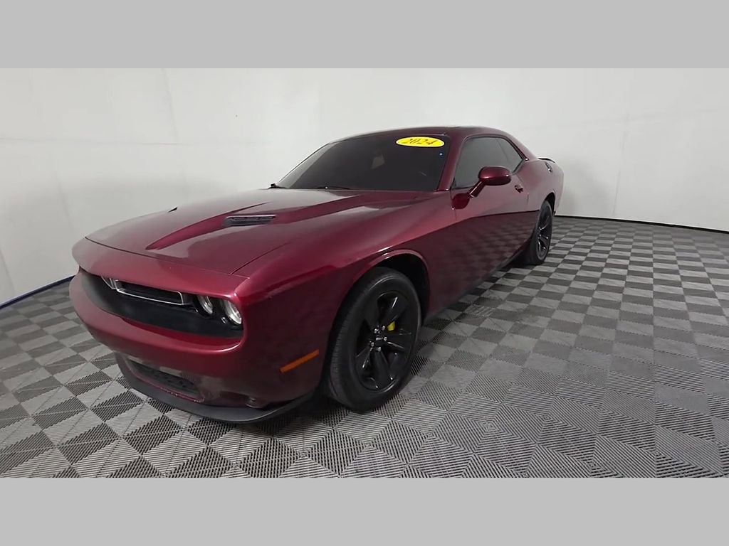Used 2021 Dodge Challenger SXT RWD image 49