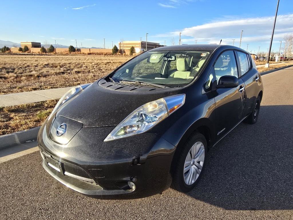 Used 2014 Nissan Leaf SV w/ LED & Quick Charge Package