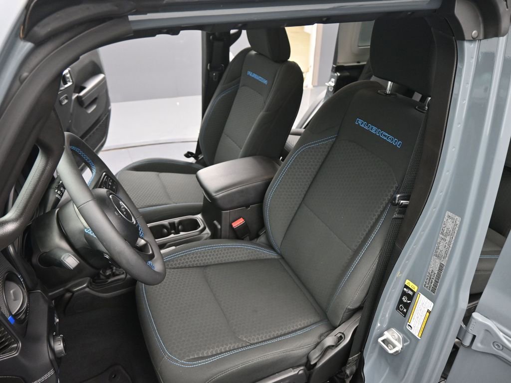 Used 2025 Jeep Wrangler Unlimited Rubicon 4xe w/ Safety Group image 11