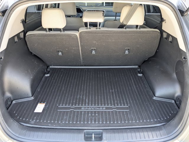 Used 2022 Kia Sportage LX image 18
