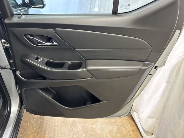 Certified 2023 Chevrolet Traverse LT w/ LT Premium Package image 32