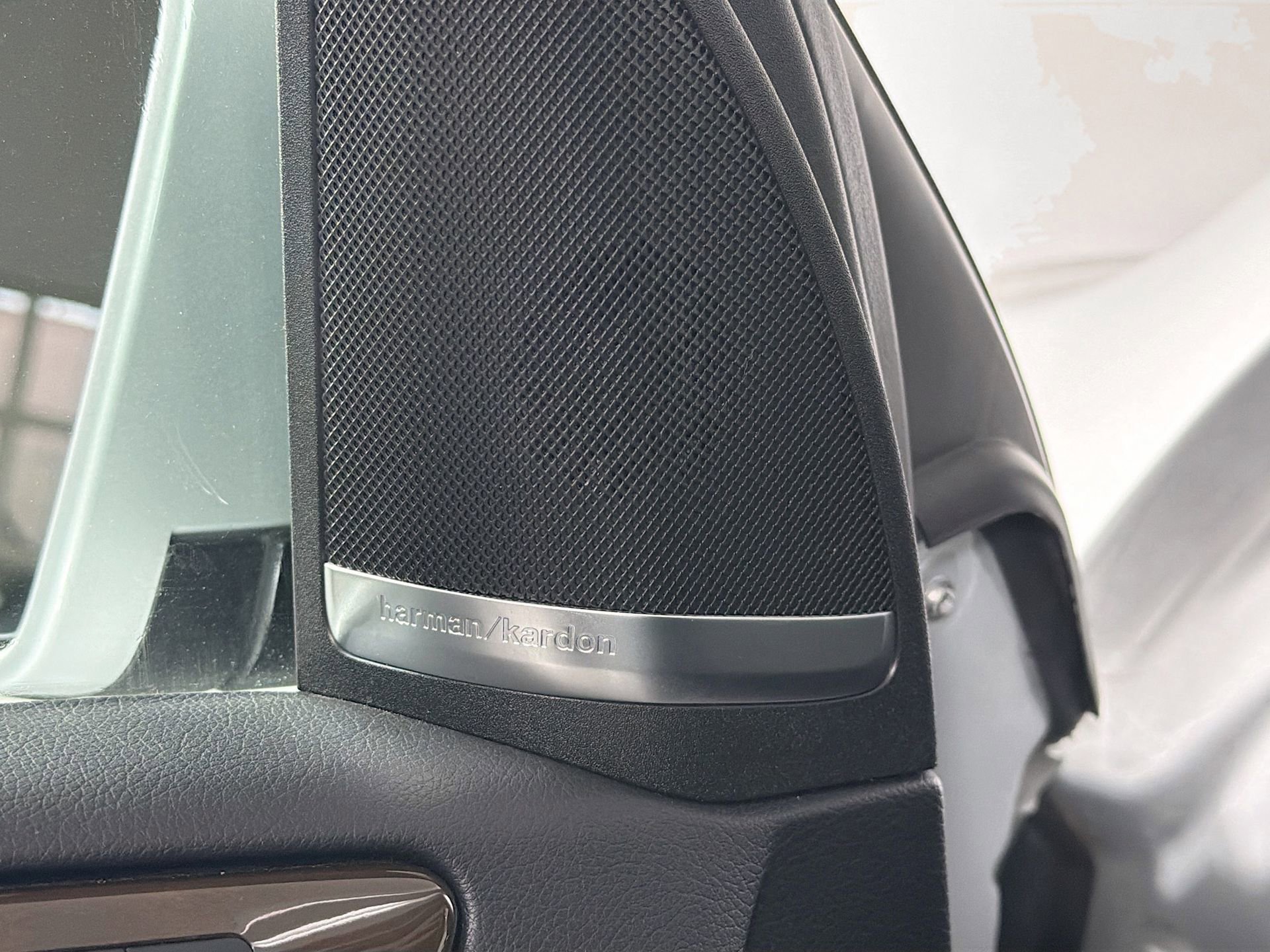 Used 2018 Mercedes-Benz GLE 350 4MATIC image 19