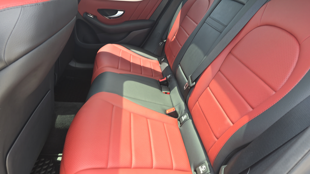 Used 2021 Mercedes-Benz GLC 300 4MATIC image 10
