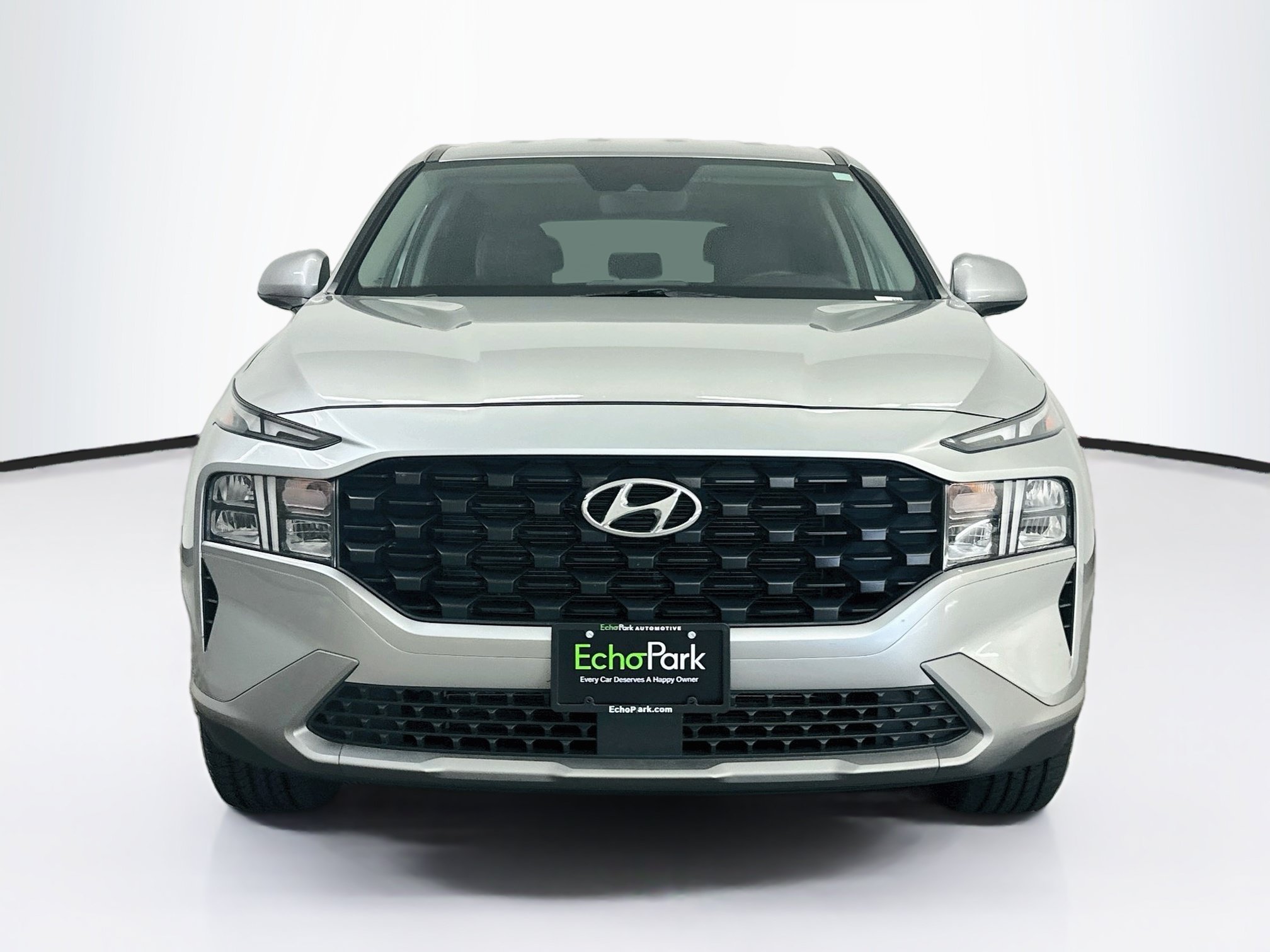Used 2021 Hyundai Santa Fe SE AWD/4WD image 2
