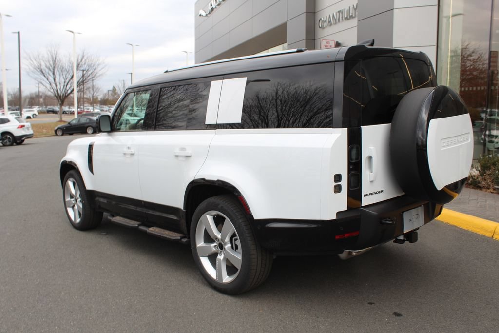 New 2026 Land Rover Defender 130 X-Dynamic SE AWD/4WD image 42