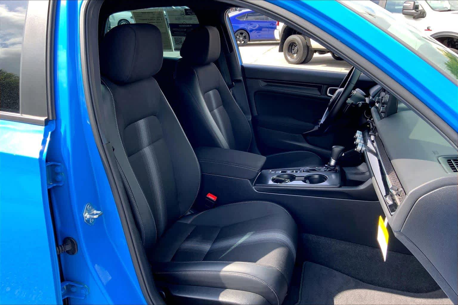 Used 2025 Honda Civic Sport image 9