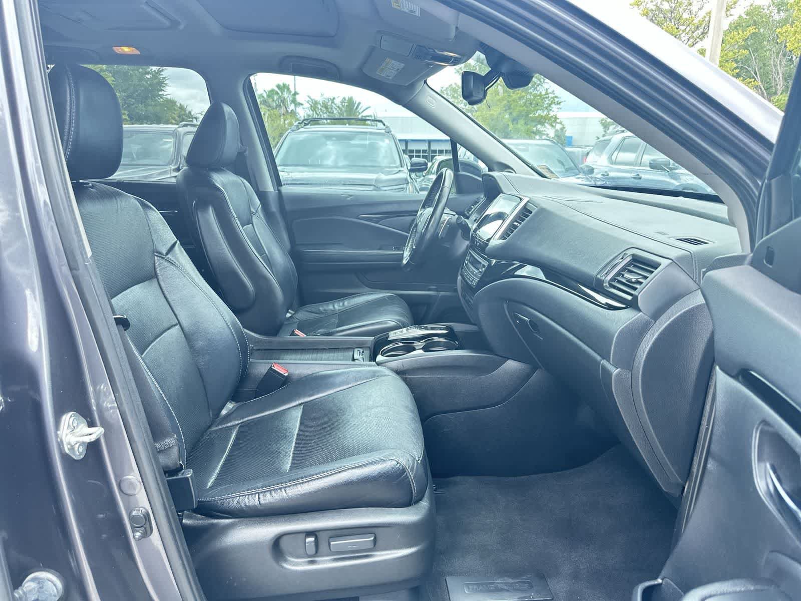 Used 2018 Honda Pilot Elite image 16