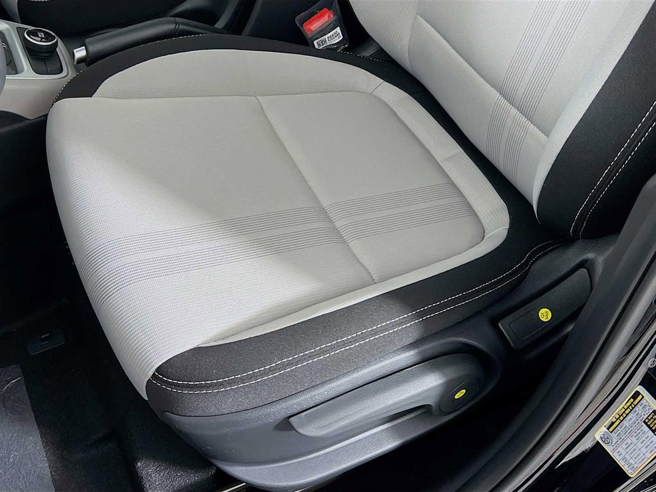 New 2025 Hyundai Venue SEL image 17