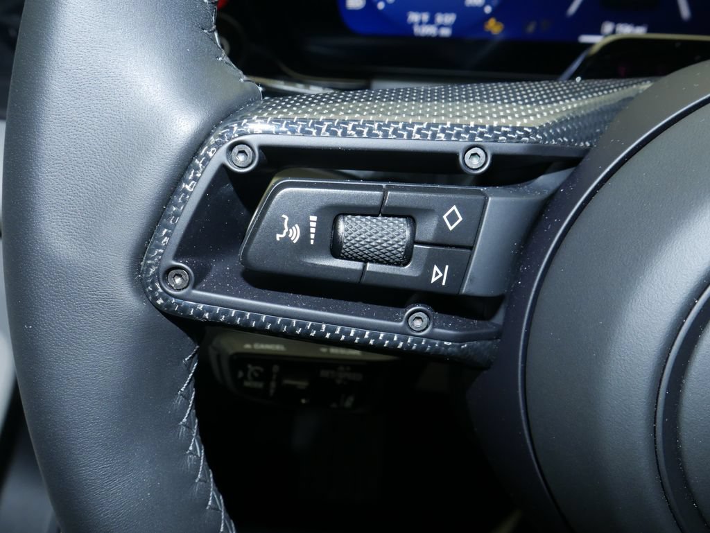 Certified 2026 Porsche Macan Turbo Electric AWD/4WD image 38