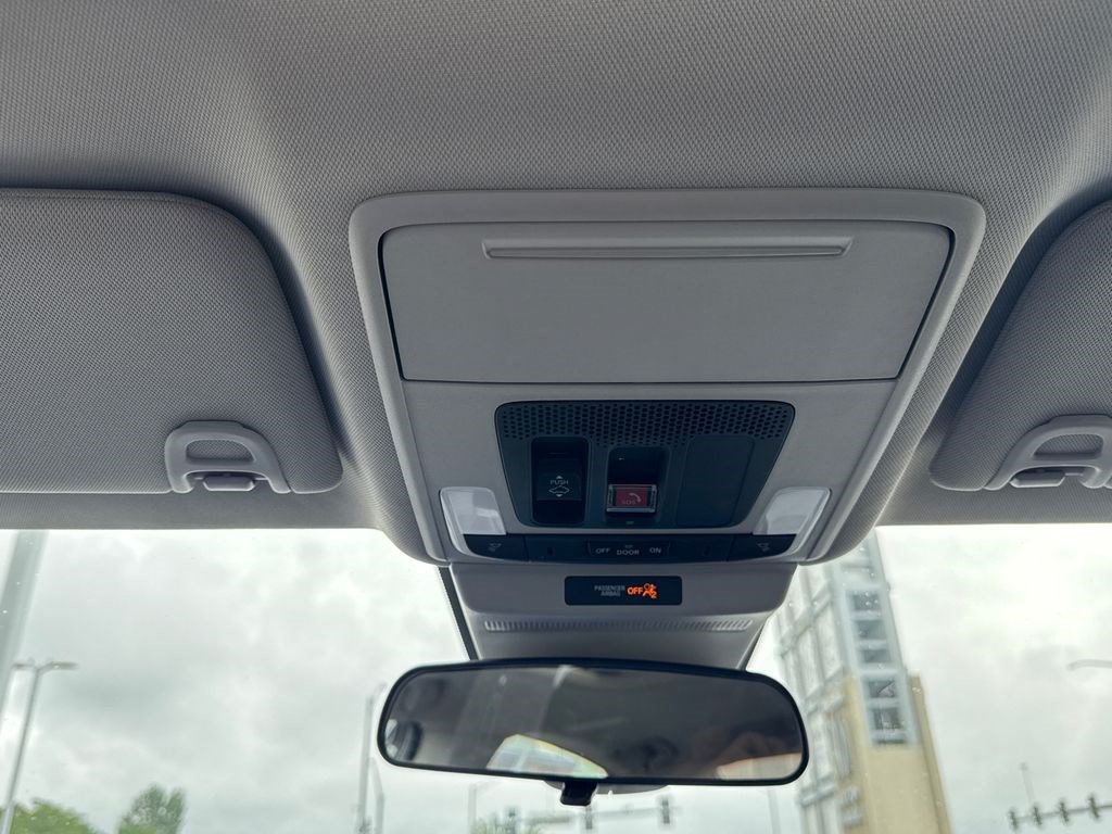 Certified 2023 Honda Accord EX image 31