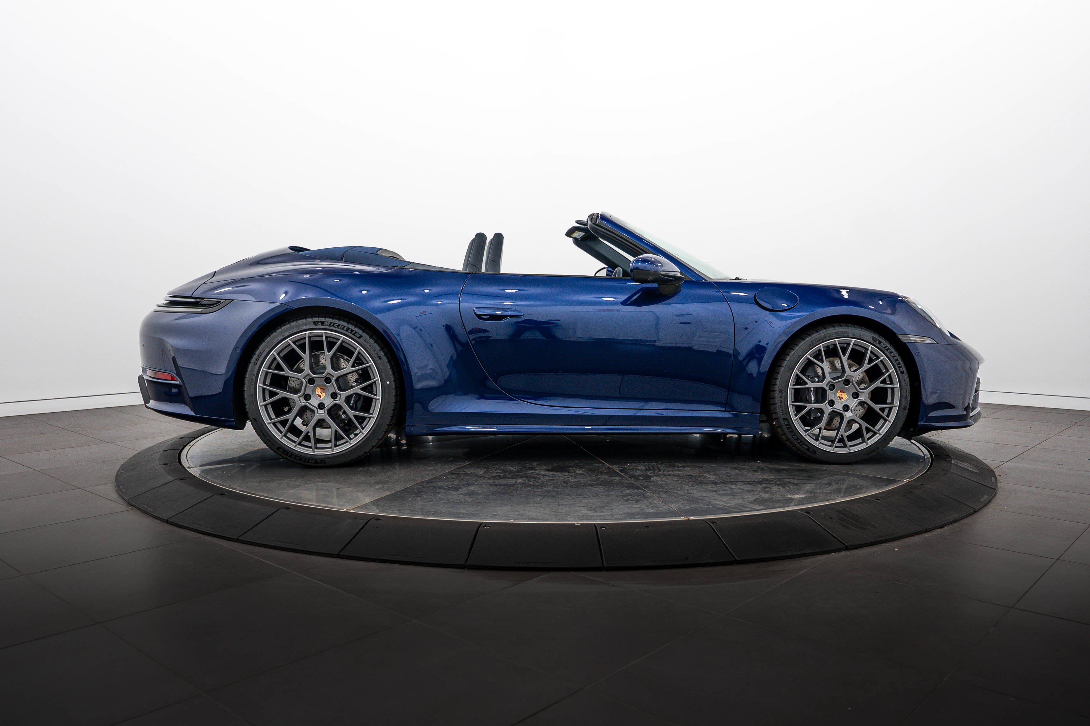 New 2026 Porsche 911 Carrera RWD image 8