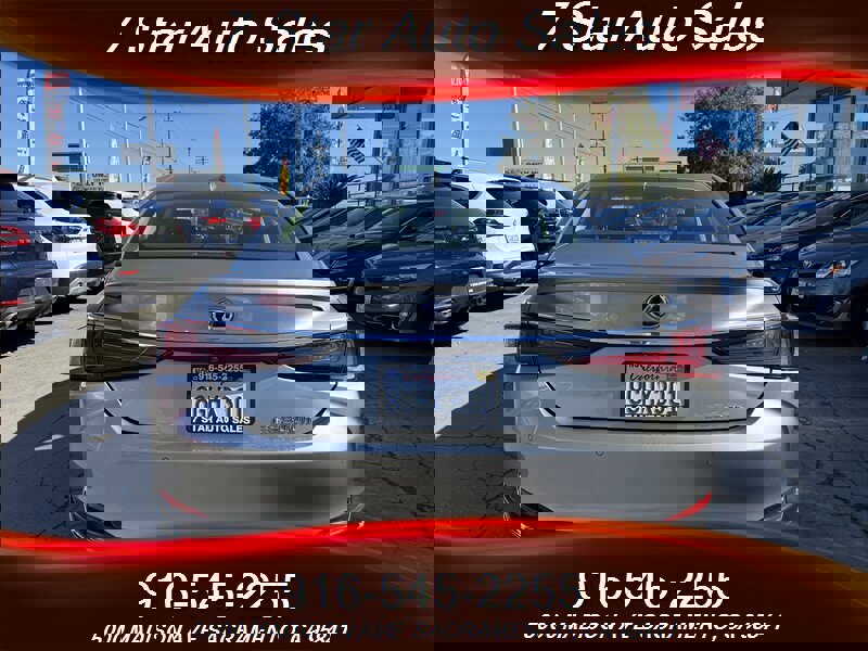 Used 2019 Lexus ES 300h image 5