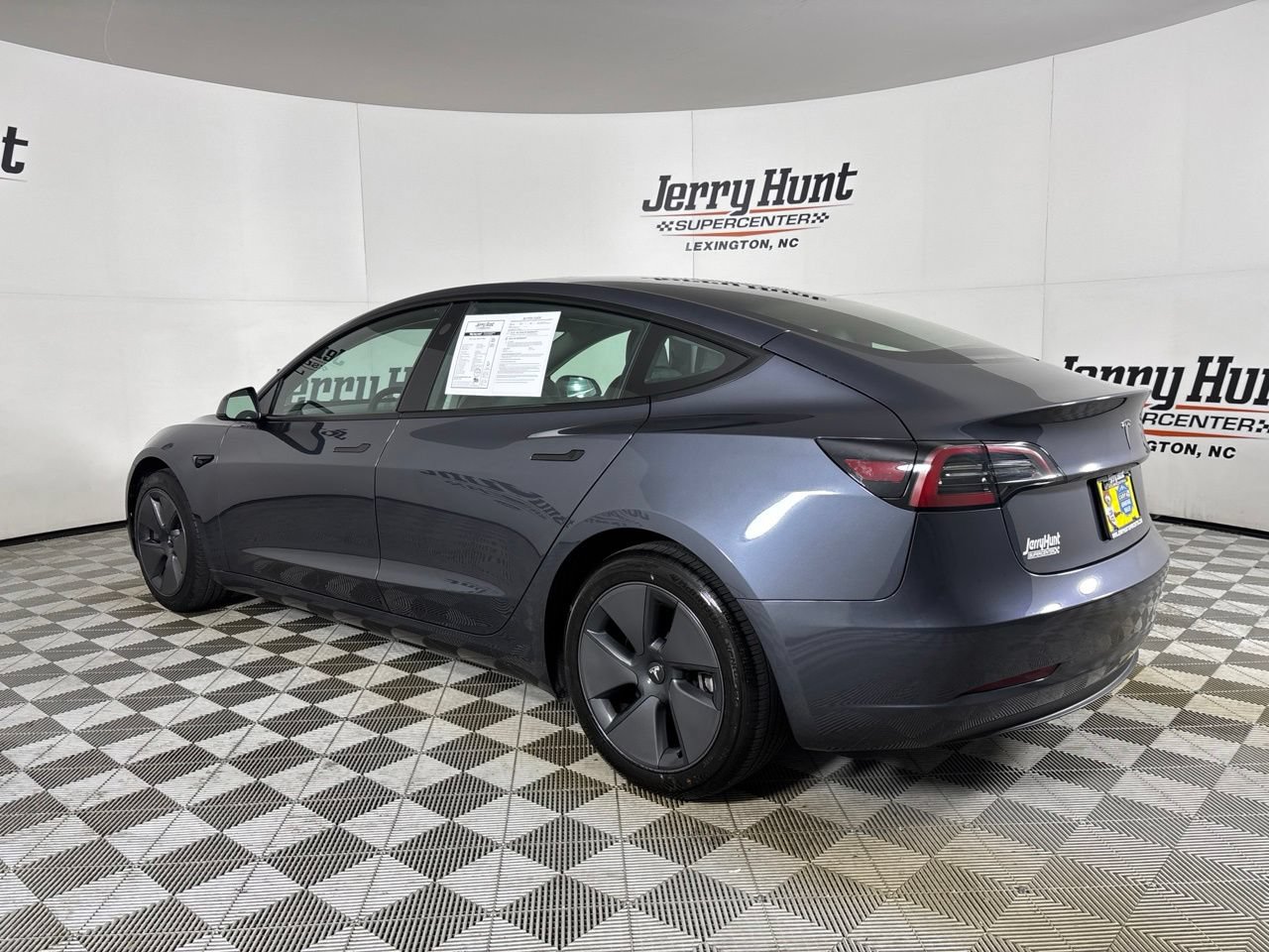 Used 2023 Tesla Model 3 Standard Range RWD image 6