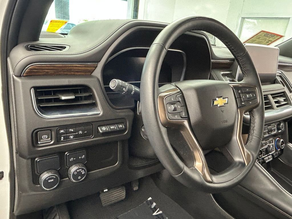 Used 2023 Chevrolet Tahoe High Country image 12