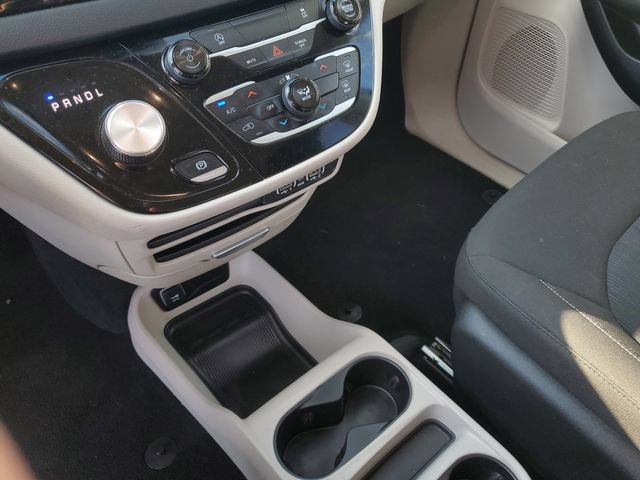 Used 2024 Chrysler Voyager LX FWD image 23