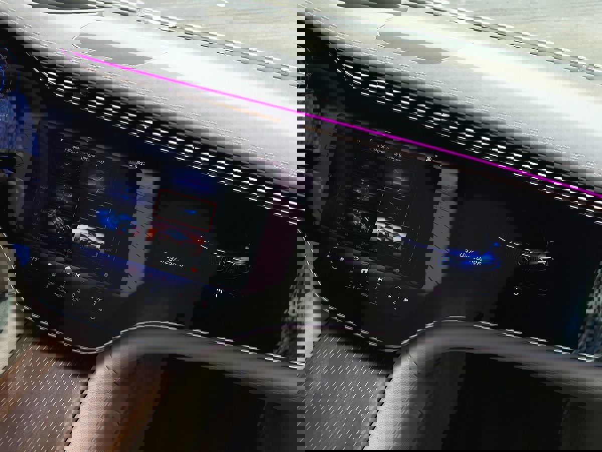 Used 2023 Mercedes-Benz EQS 580 4MATIC Sedan image 62