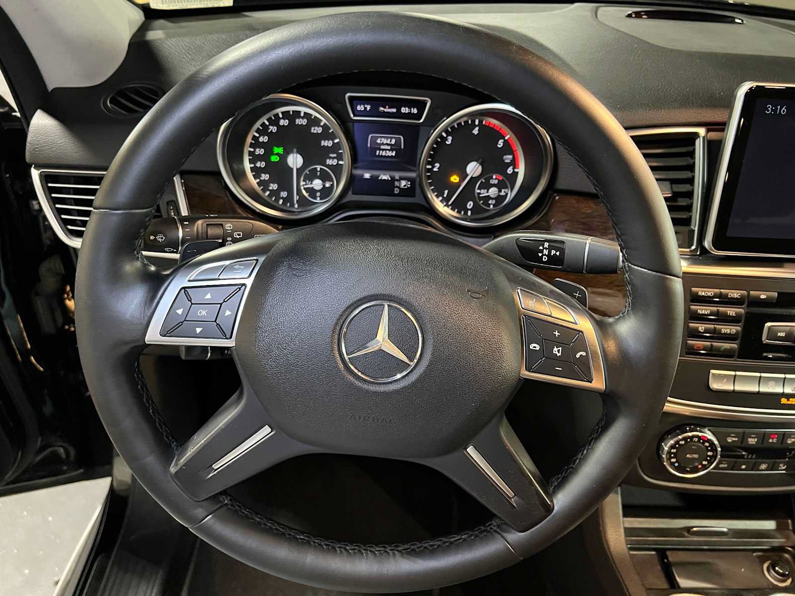 Used 2013 Mercedes-Benz ML 350 BlueTEC 4MATIC image 27