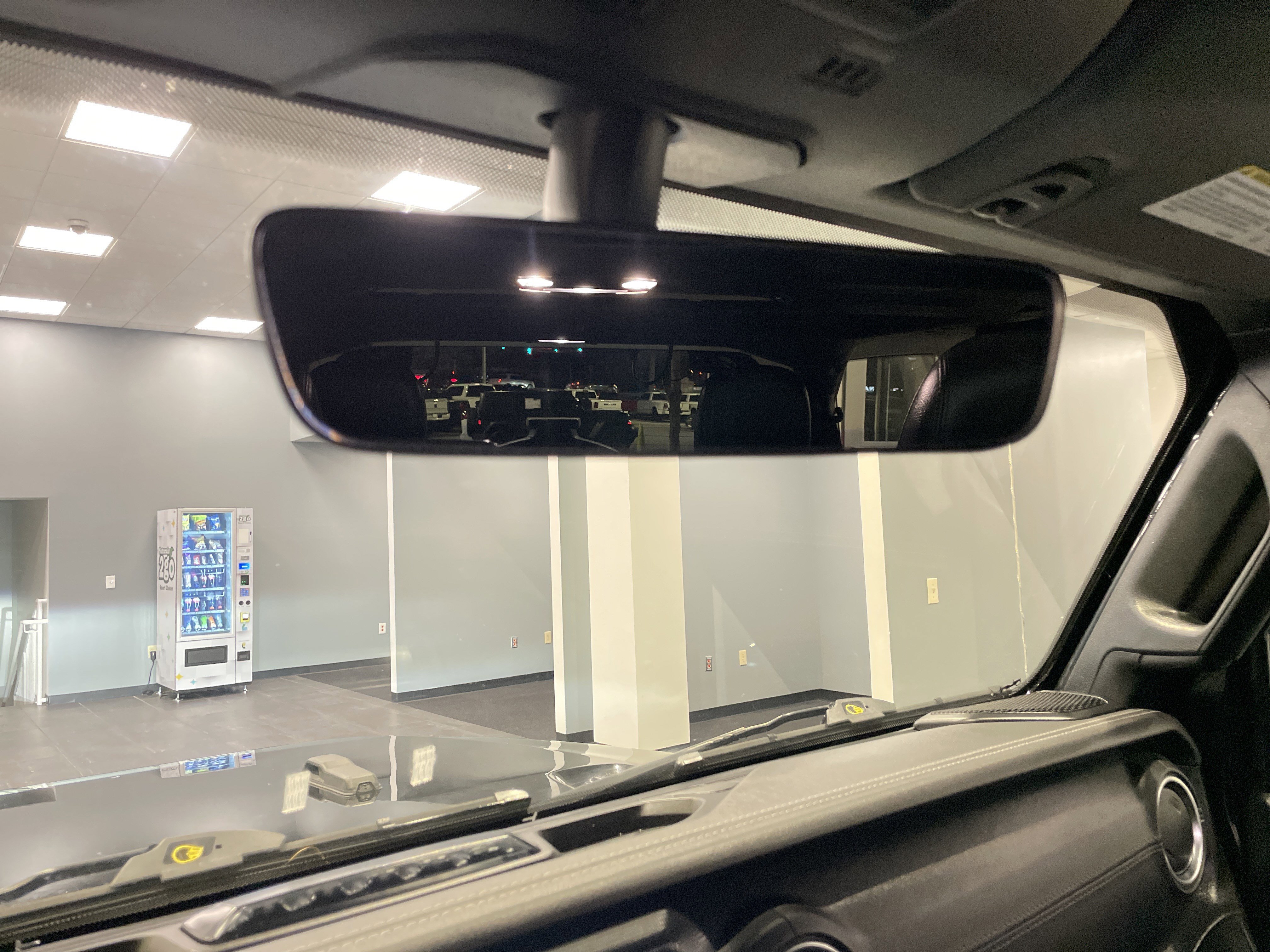 Used 2022 Jeep Wrangler Unlimited Sahara w/ Cold Weather Group image 30