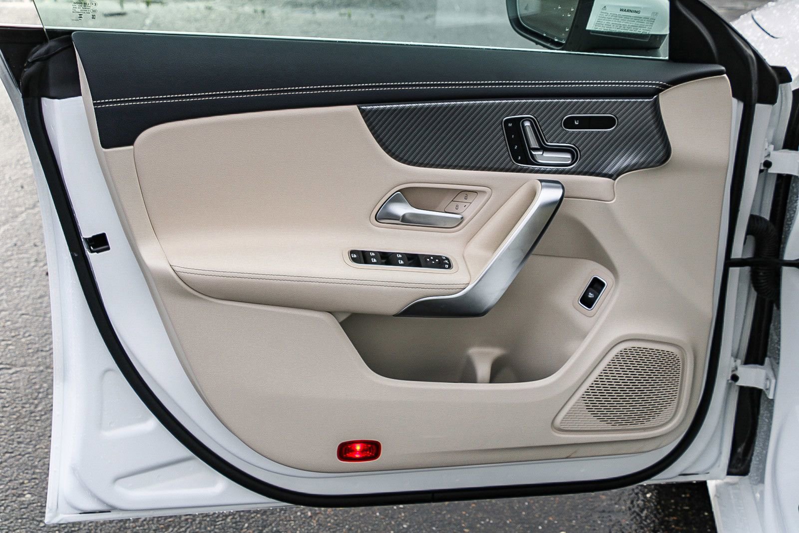 Certified 2025 Mercedes-Benz CLA 250 4MATIC image 18