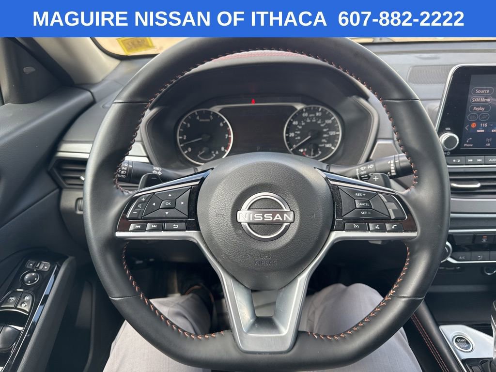 Used 2025 Nissan Altima 2.5 SR AWD/4WD image 10
