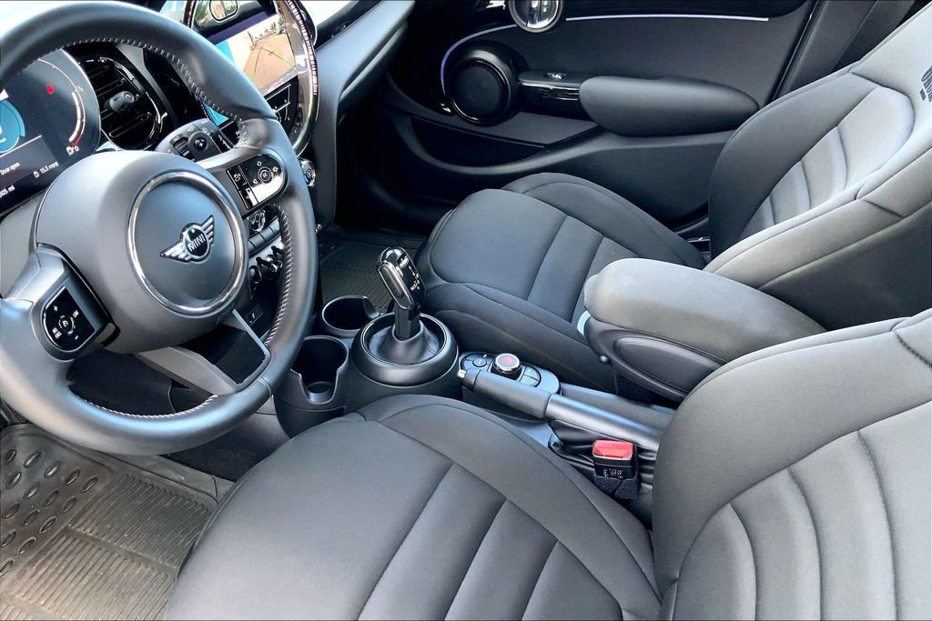 Used 2022 MINI Cooper S FWD image 18
