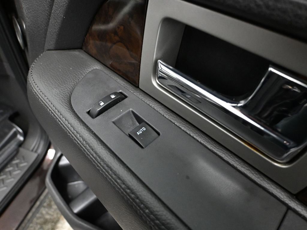 Used 2013 Ford F150 Platinum image 48