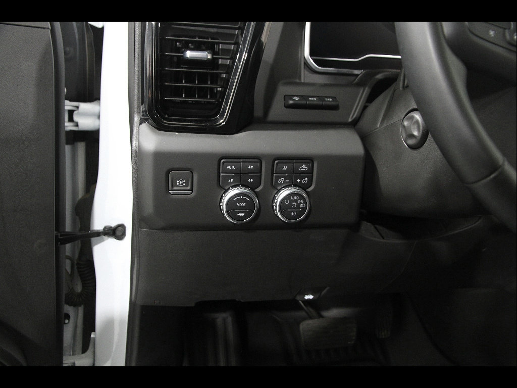 Used 2023 GMC Sierra 1500 AT4 w/ AT4 Premium Package AWD/4WD image 6