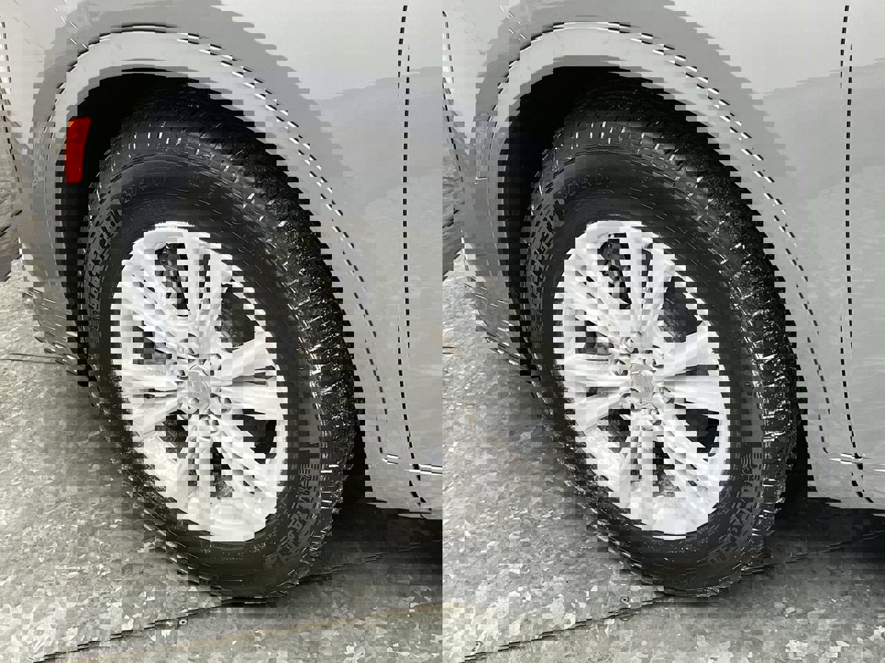 New 2025 Cadillac XT6 Luxury w/ LPO, Floor Liner Package image 35