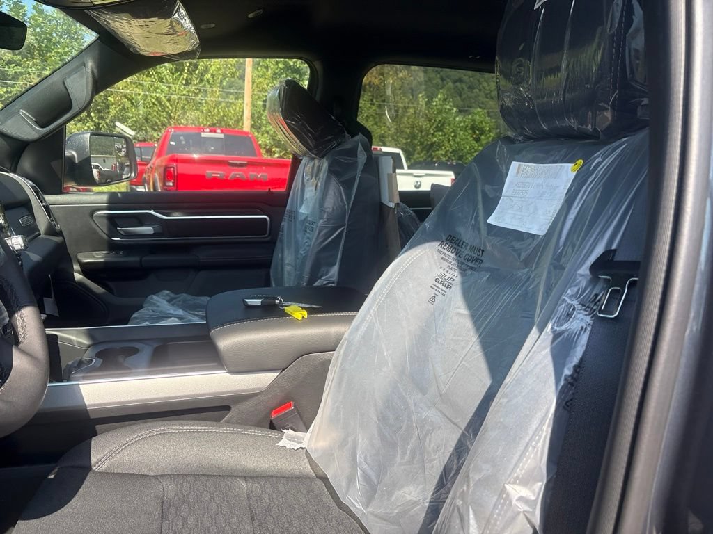 New 2027 RAM 1500 Big Horn AWD/4WD image 17