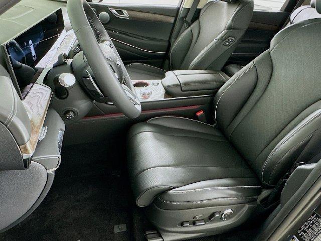 New 2025 Genesis GV80 3.5T Advanced AWD/4WD image 10