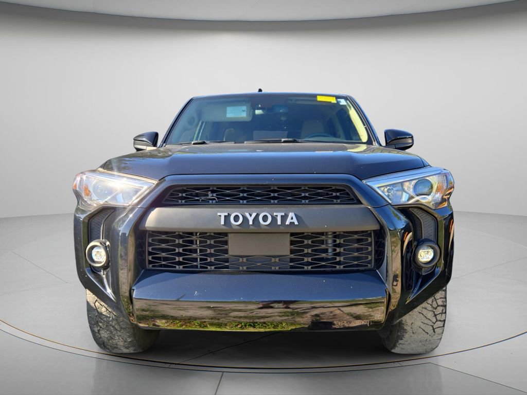 Used 2022 Toyota 4Runner SR5 RWD image 3