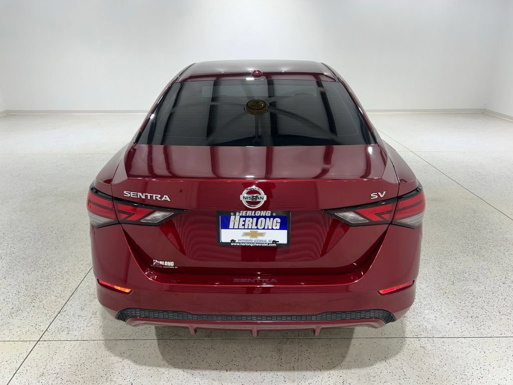Used 2022 Nissan Sentra SV w/ SV Premium Package FWD image 4