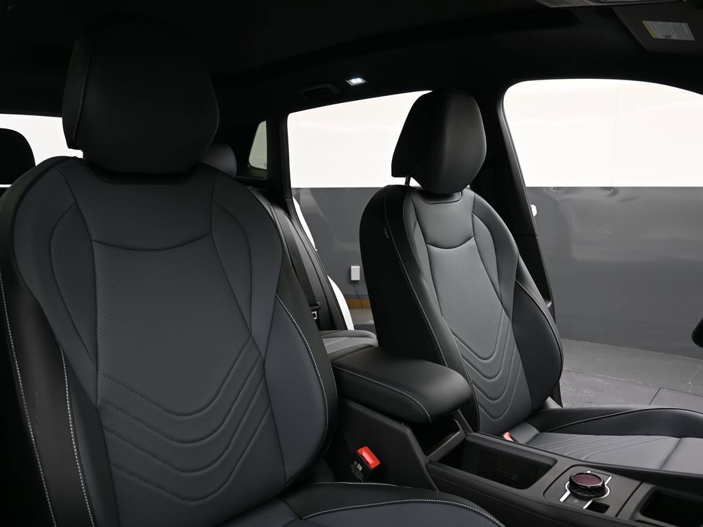 New 2026 Volkswagen Tiguan SE R-Line image 13