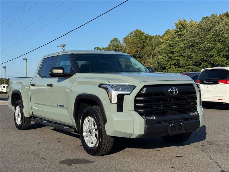 Used 2024 Toyota Tundra SR5 w/ SR5 Convenience Package image 4