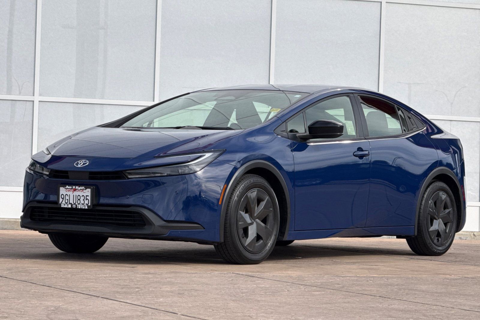 Used 2023 Toyota Prius LE image 8