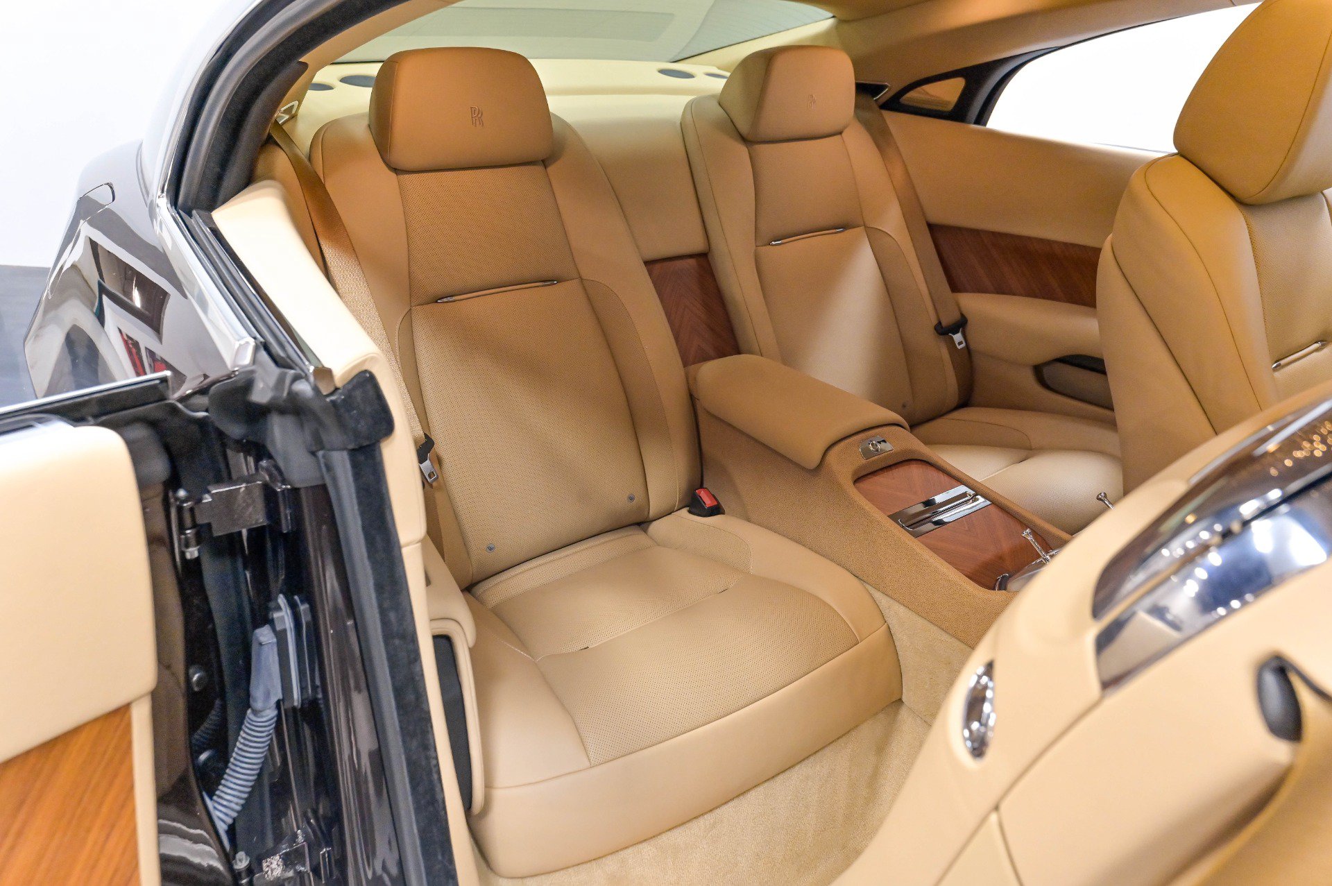 Used 2014 Rolls-Royce Wraith RWD image 31