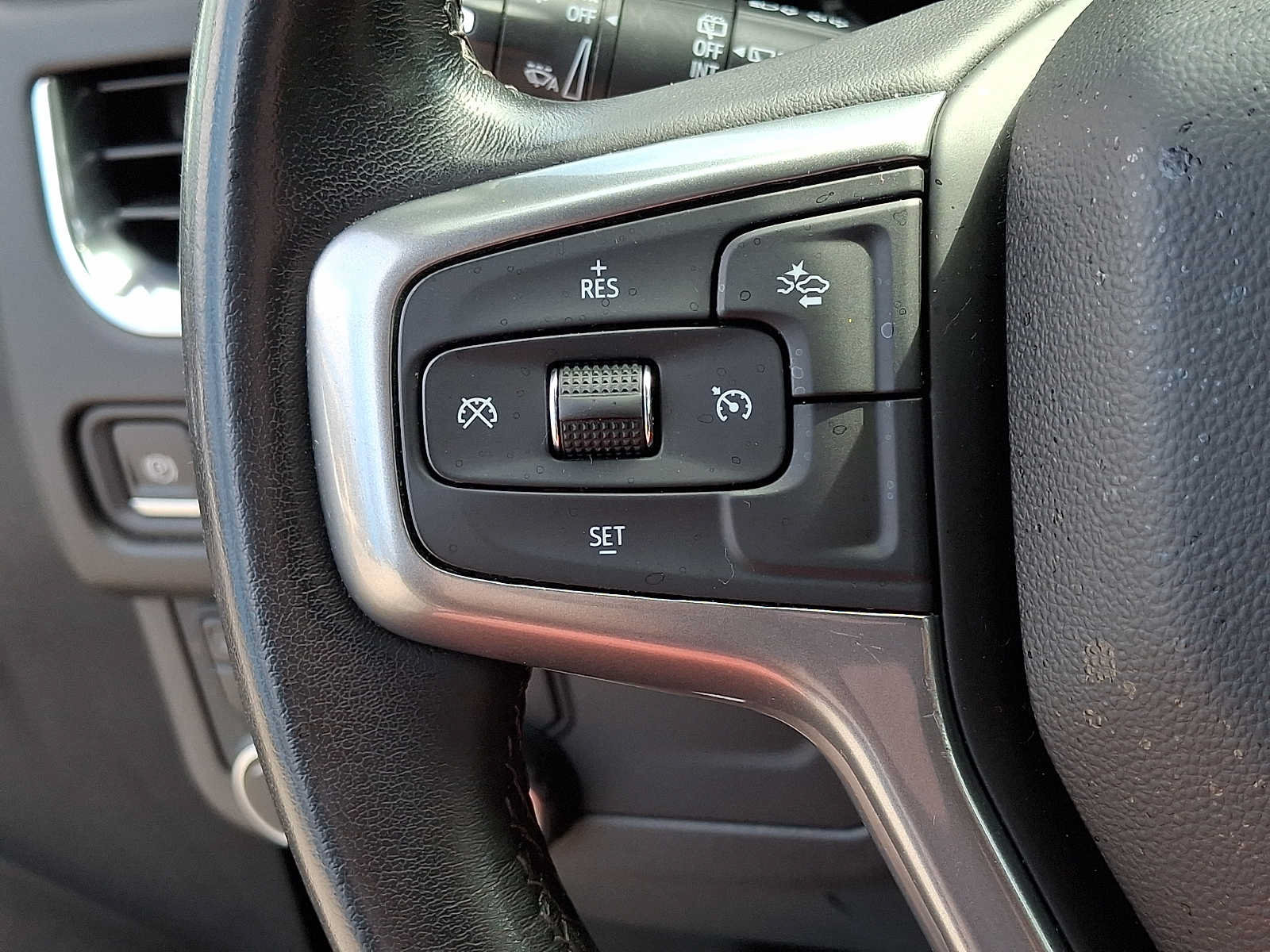 Used 2022 Chevrolet Tahoe LT AWD/4WD image 20