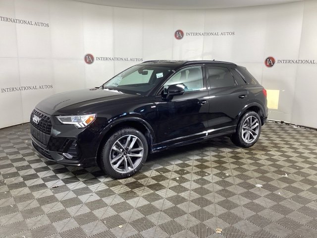 New 2025 Audi Q3 2.0T Premium