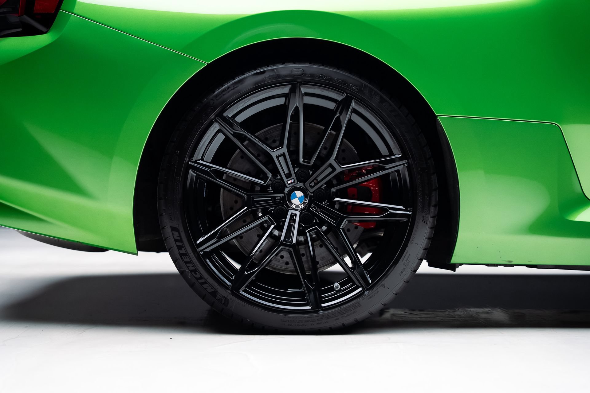 Used 2025 BMW M2 w/ Lighting Package RWD image 39