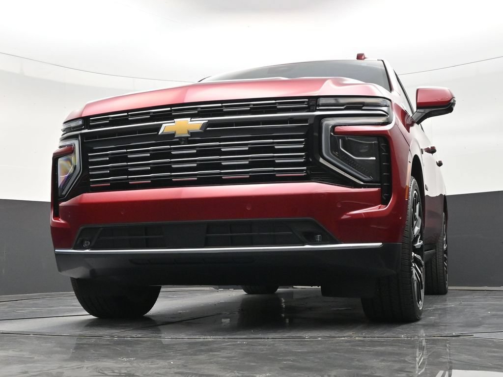 Used 2025 Chevrolet Tahoe High Country AWD/4WD image 27