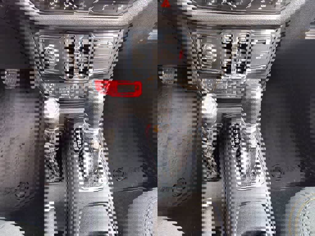 Used 2024 Jeep Gladiator Sport image 19