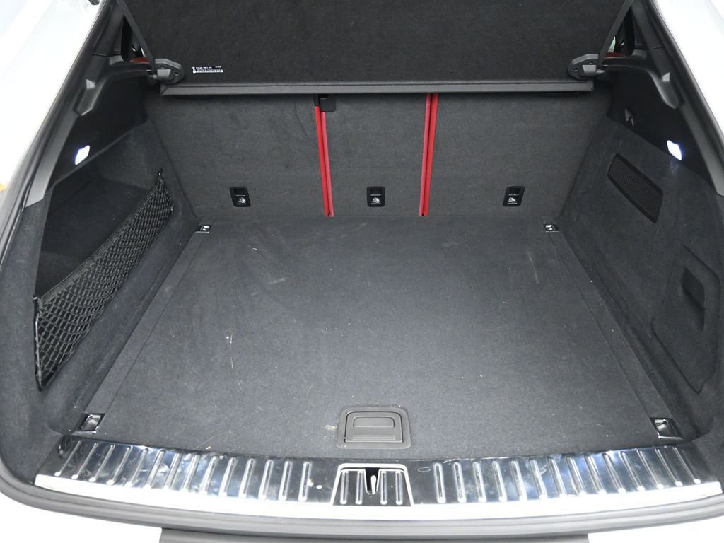 Certified 2022 Porsche Cayenne Coupe AWD/4WD image 27