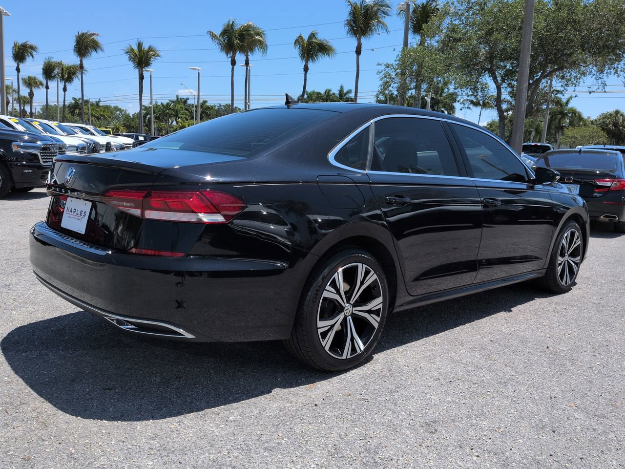 Used 2021 Volkswagen Passat 2.0T SE FWD image 5