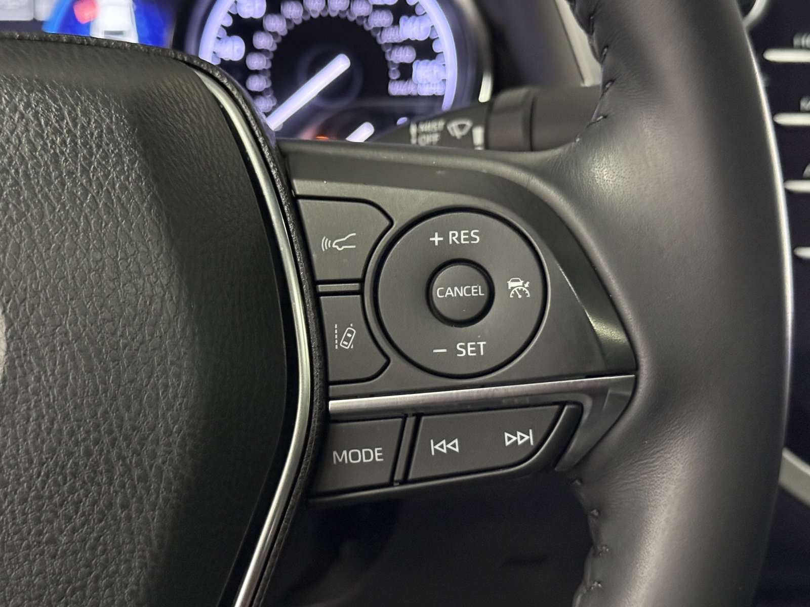 Used 2020 Toyota Camry XLE image 26