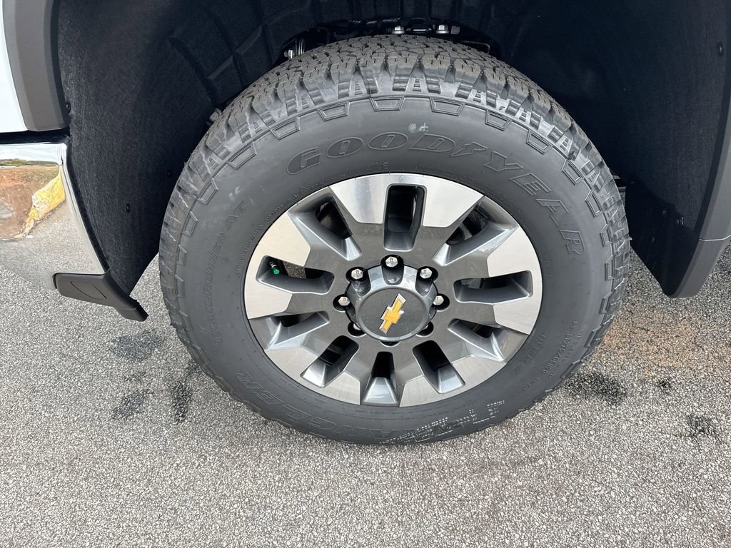 New 2026 Chevrolet Silverado 2500 LT image 12